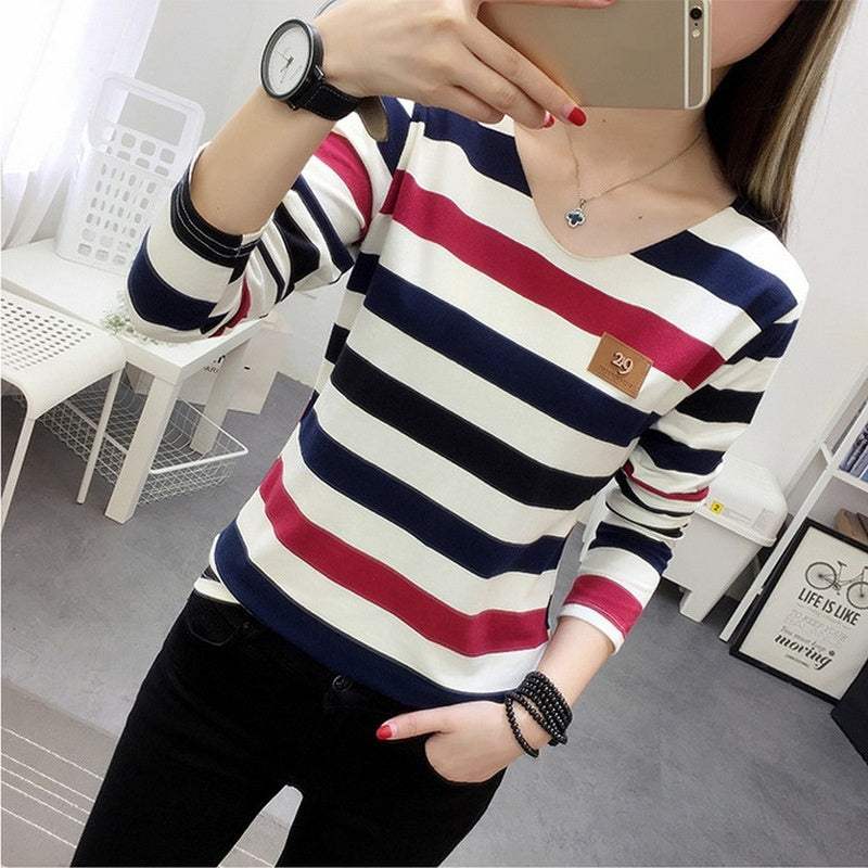 "Korean Spring and Autumn T-Shirt: Women's Fashionable Casual Top"