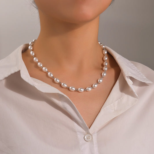 "Simple Graceful Pearl Single Layer Ladies Clavicle Chain"