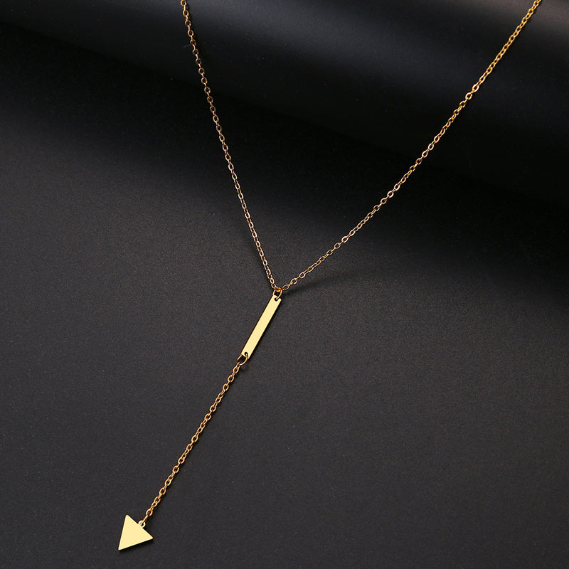 Metal Strip Triangle Necklace