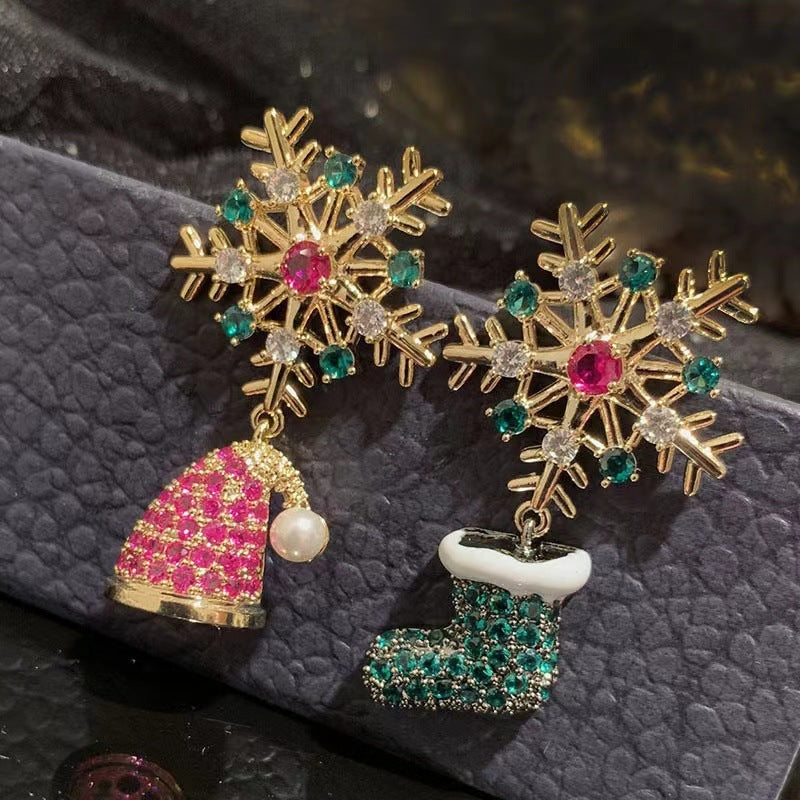 "Christmas Snowflake Asymmetric Stud Earrings – Festive Hat & Boot Design"