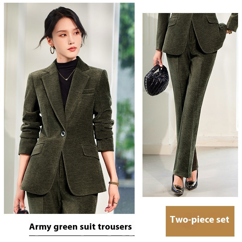 "Strong Aura Women's Business Suit – Power and Sophistication for the Modern Professional"