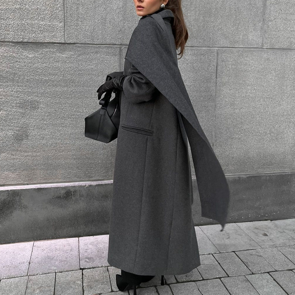 "European & American Retro Cloak Long Overcoat – Timeless Elegance and Warmth"