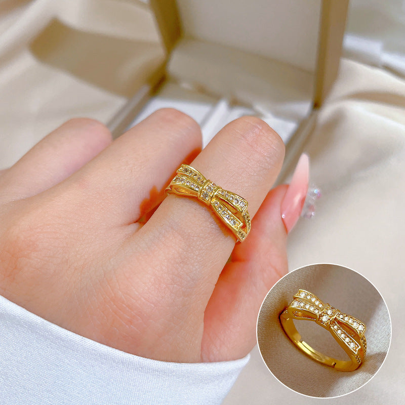 "Elegant High-Grade Zircon Ring for Women – Adjustable & Luxurious Design"