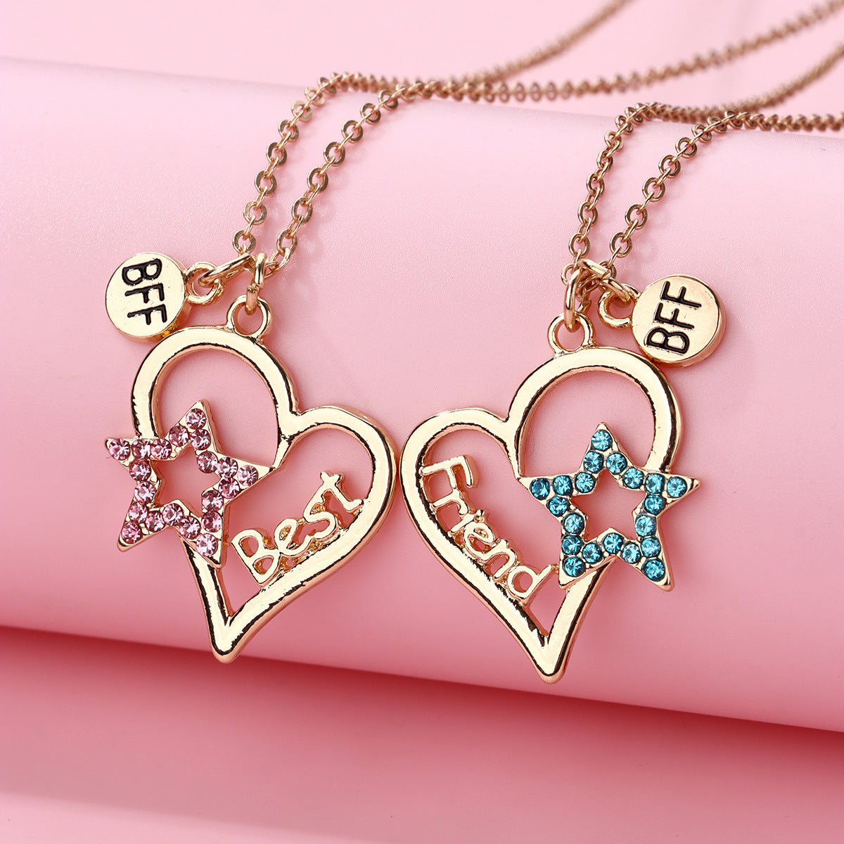 "Trendy Alloy Love & Friendship Necklace with Dripping Oil Detail – Symbolic and Stylish Jewelry"