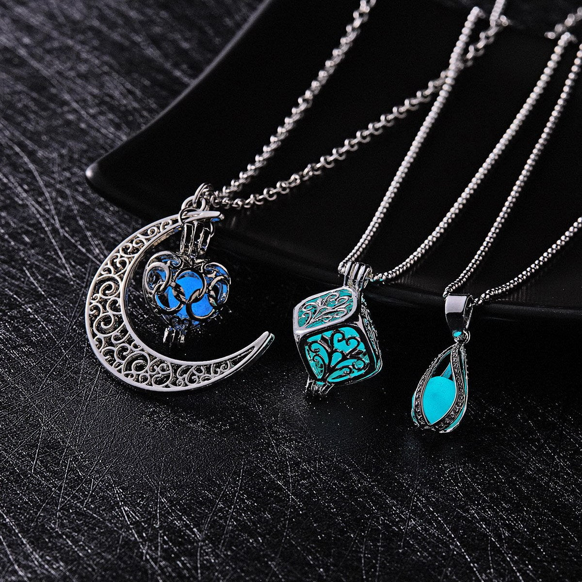 "Glow In The Dark Moon, Square, Heart Necklaces – Hollow Water Drop Pendant for Women with Night Fluorescence Light"