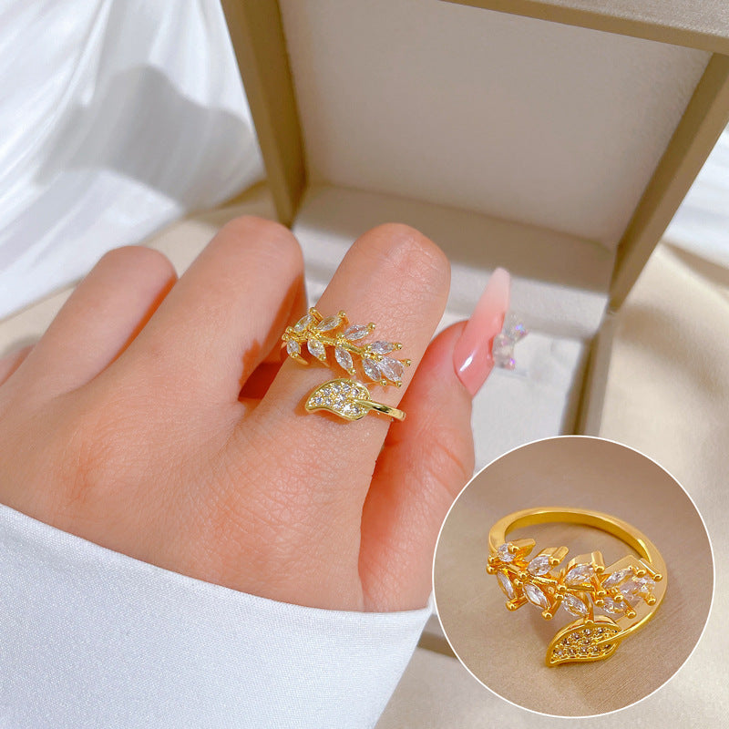 "Elegant High-Grade Zircon Ring for Women – Adjustable & Luxurious Design"