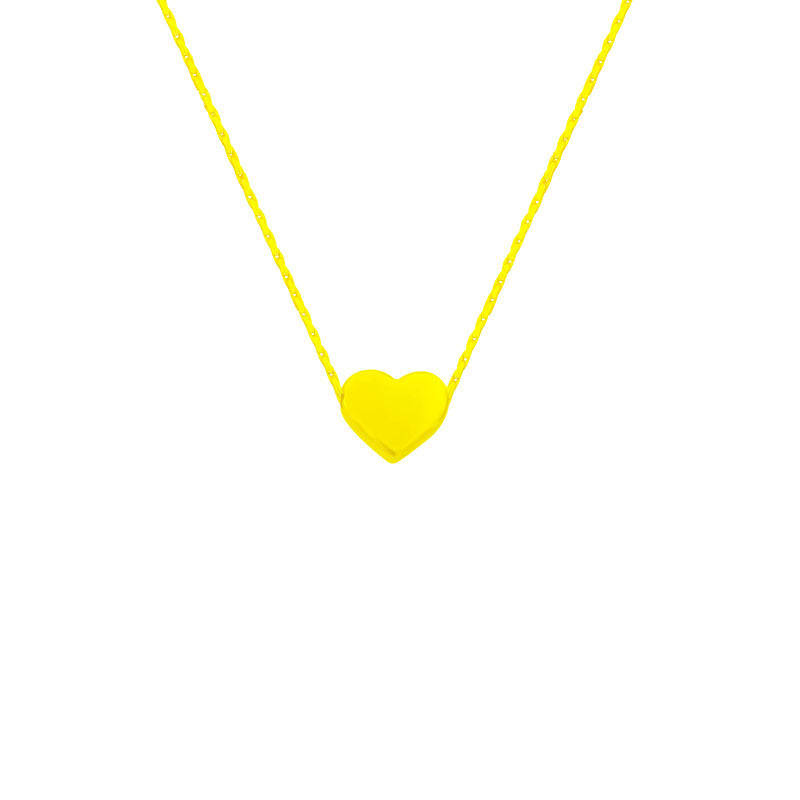 "Golden Love Sweater Chain – Light Luxury Heart Pendant Necklace with Minimalist Design"