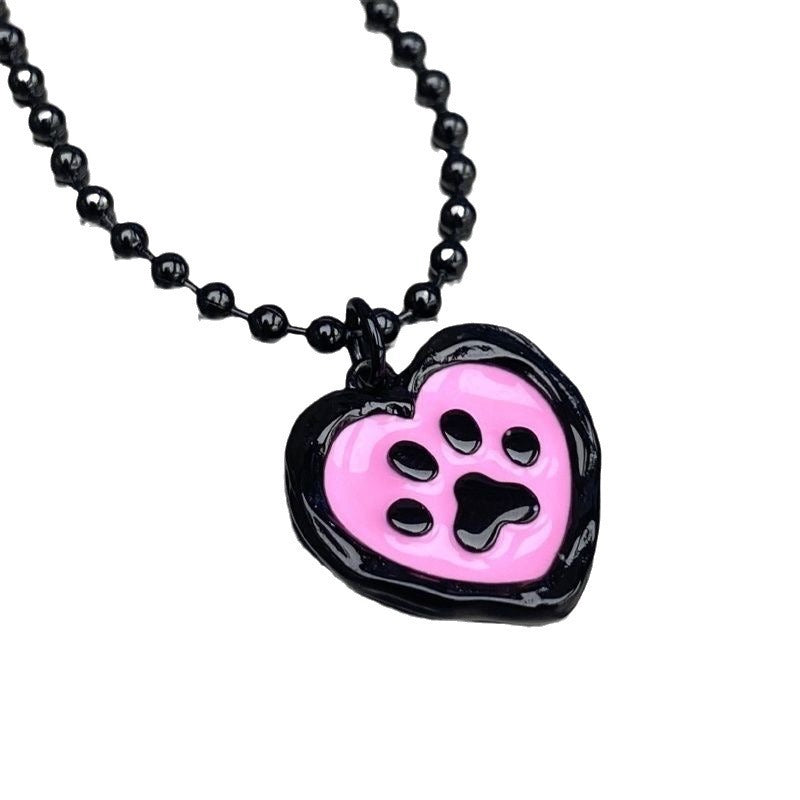 "Adorable Cartoon Cat Heart Drip Seal Necklace – Playful and Unique Jewelry for Cat Lovers"