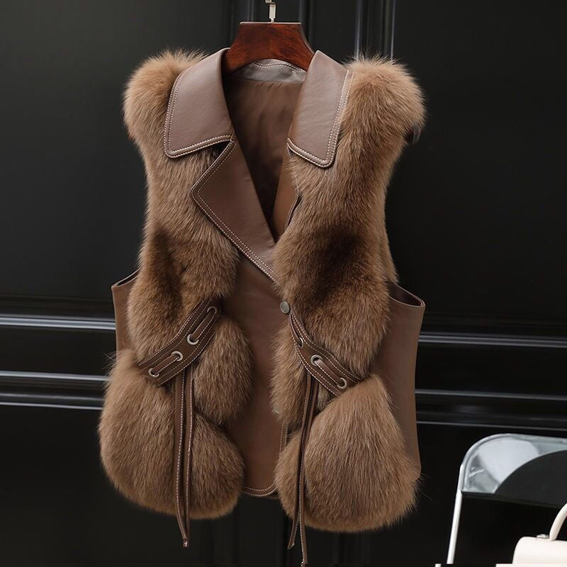 "Elegant Patchwork Fox Fur Vest – Short Artificial Fur Coat for Women | Autumn & Winter Collection"