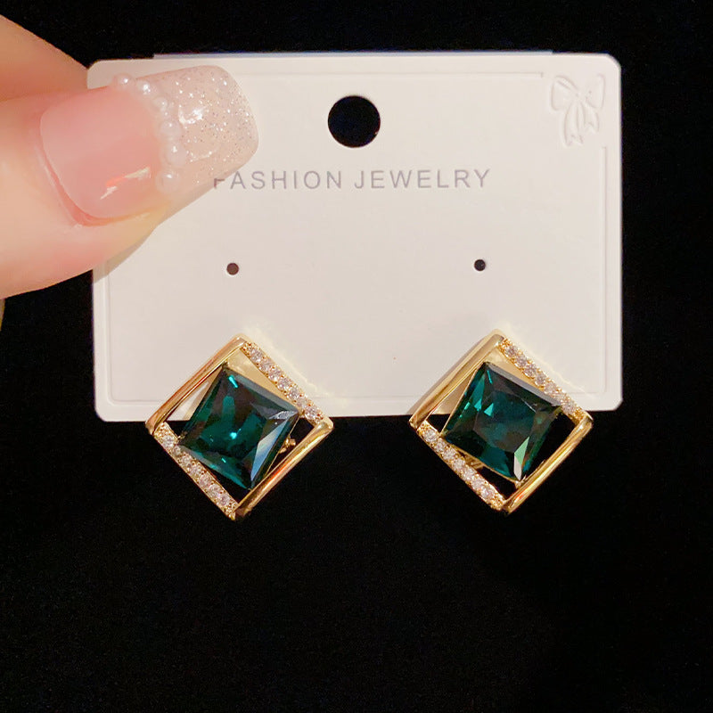 "Online Influencer Fashion Rhombus Zircon Stud Earrings – Elegant Temperament Style"