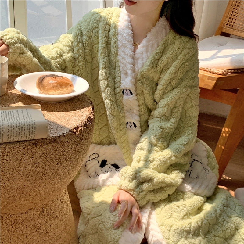 "Autumn and Winter Coral Velvet Cartoon Pajamas for Women – Cozy Homewear Set"