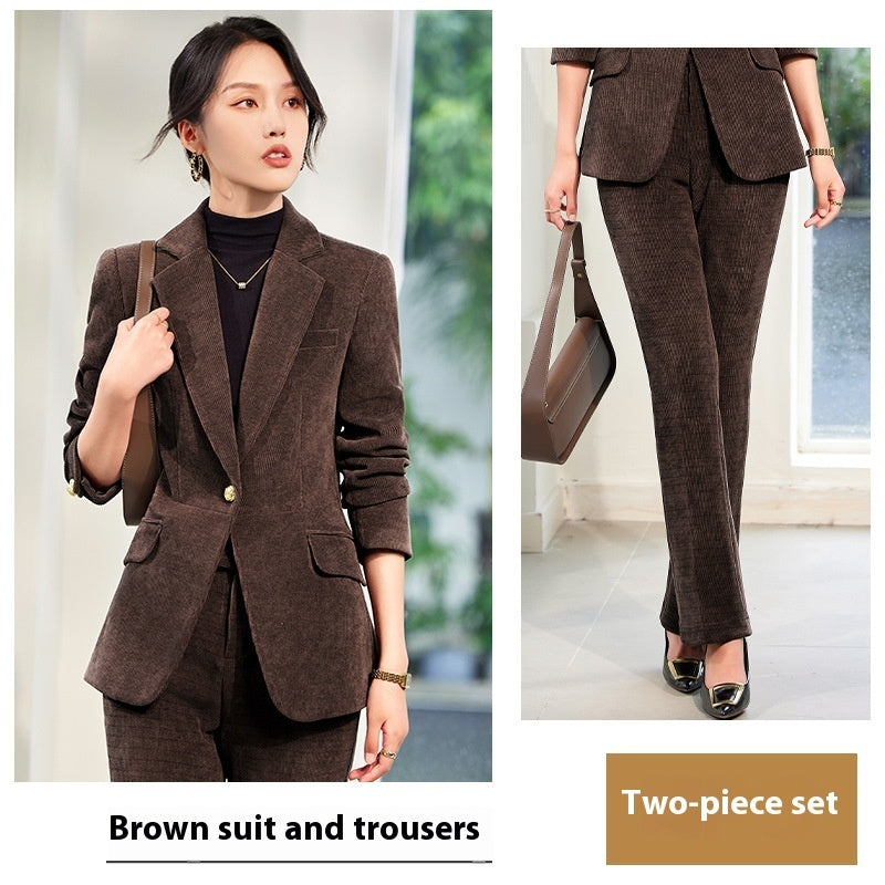 "Strong Aura Women's Business Suit – Power and Sophistication for the Modern Professional"