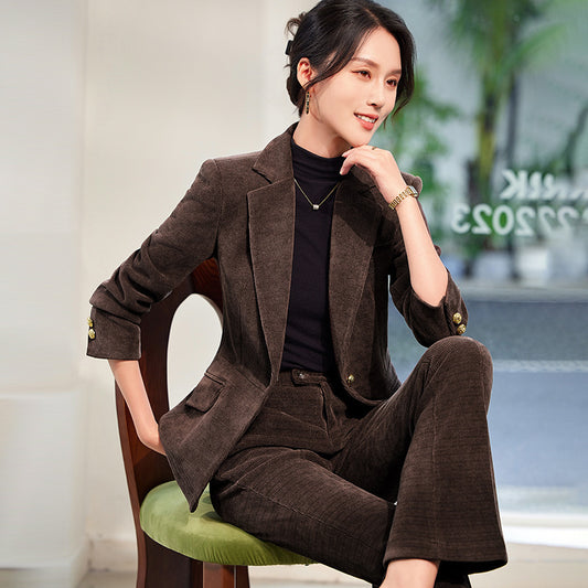 "Strong Aura Women's Business Suit – Power and Sophistication for the Modern Professional"