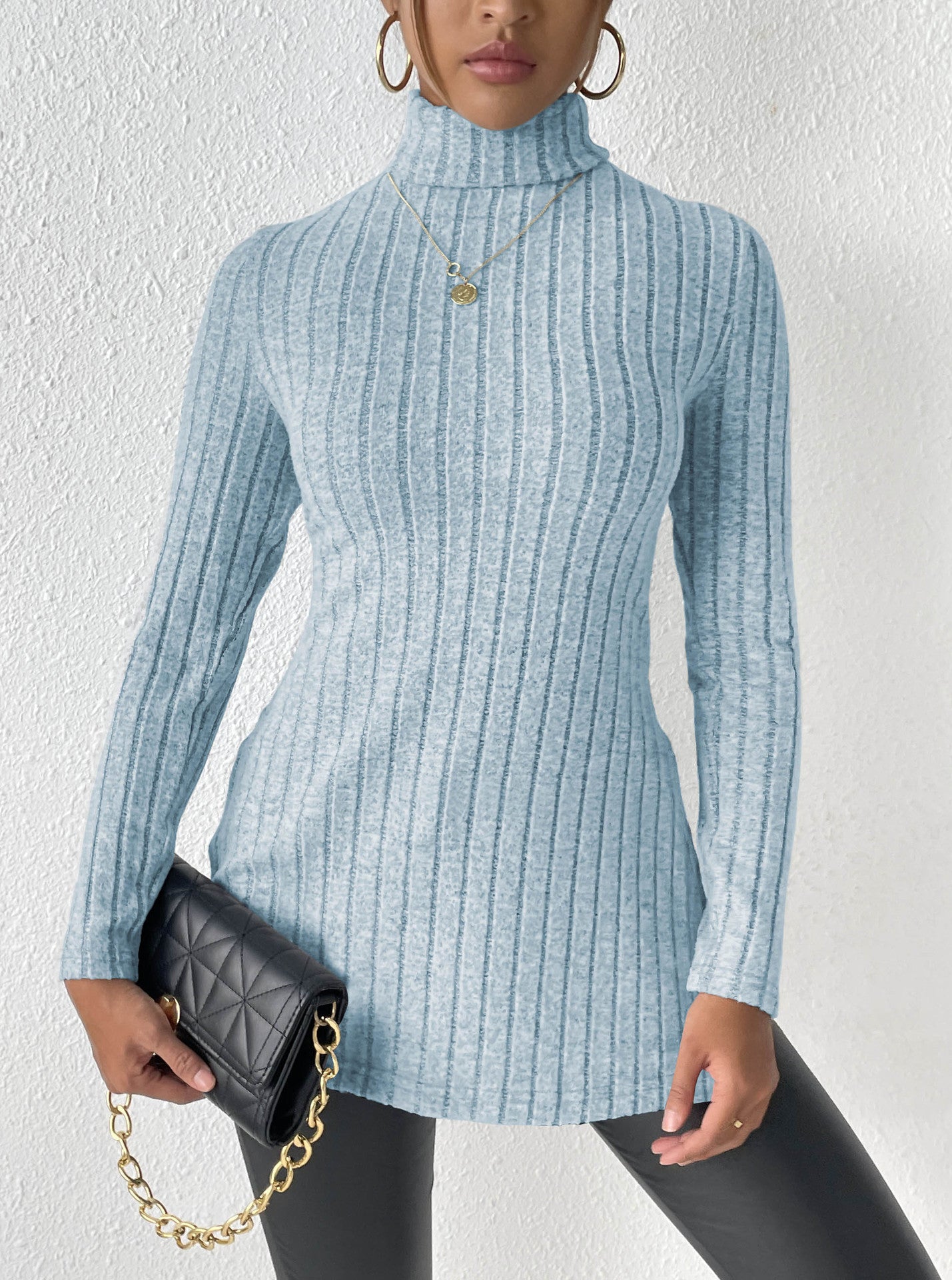 "Women's Turtleneck Pullover Sweater – Cozy & Chic Essential for Cooler Seasons"