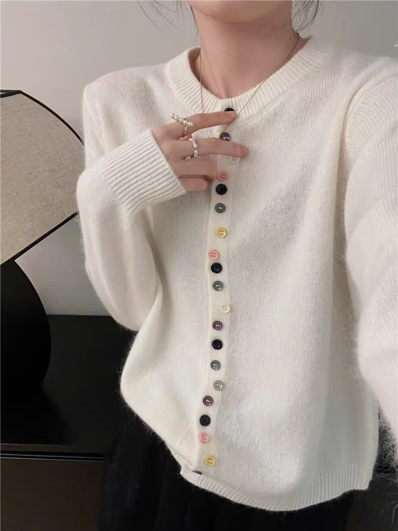 "Slimming Soft Long-Sleeved Knitted Shirt – Elegant & Comfortable for Every Occasion"