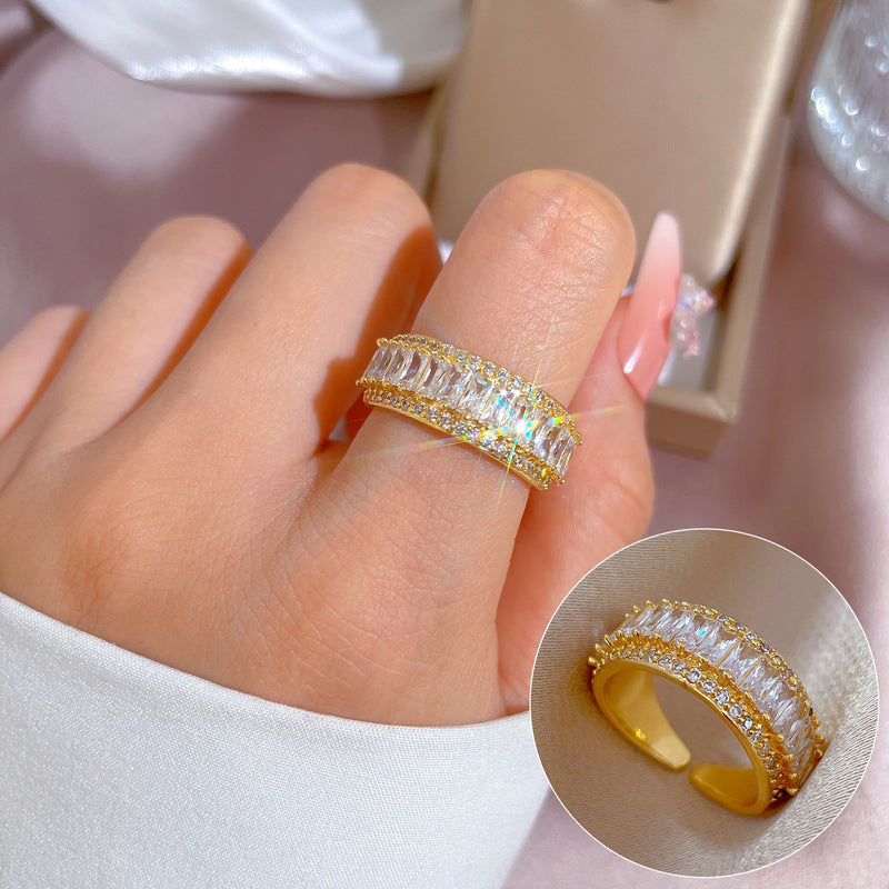 "Elegant High-Grade Zircon Ring for Women – Adjustable & Luxurious Design"