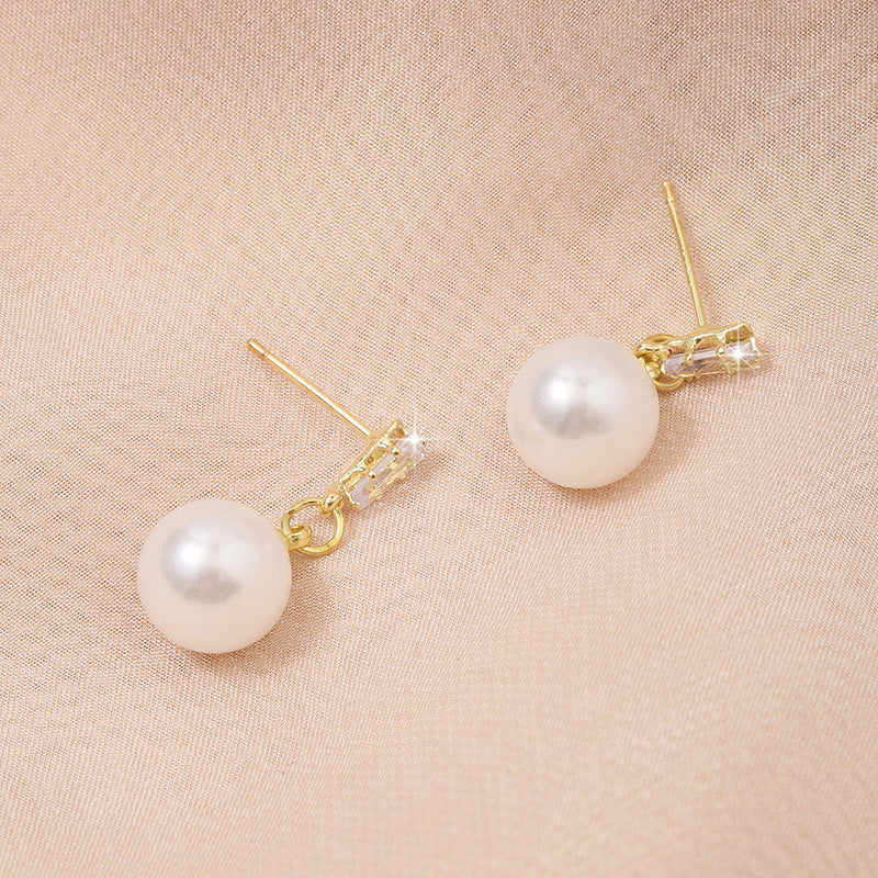 Vintage Pearl Stud Earrings Simple Fashion Elegant French Style