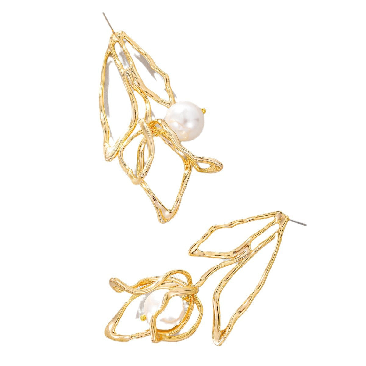 "18K Gold Electroplated Tulip Pearl Earrings – Retro Exaggerated Statement Jewelry"