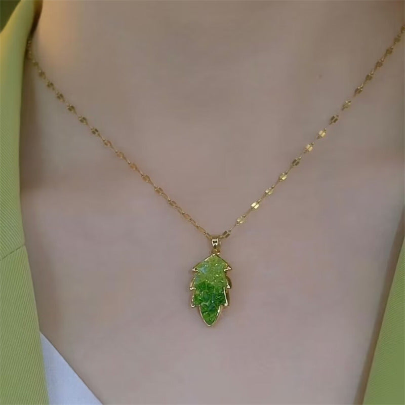 Green Crystal Leaf Necklace Fashion Descendants Of The Rich