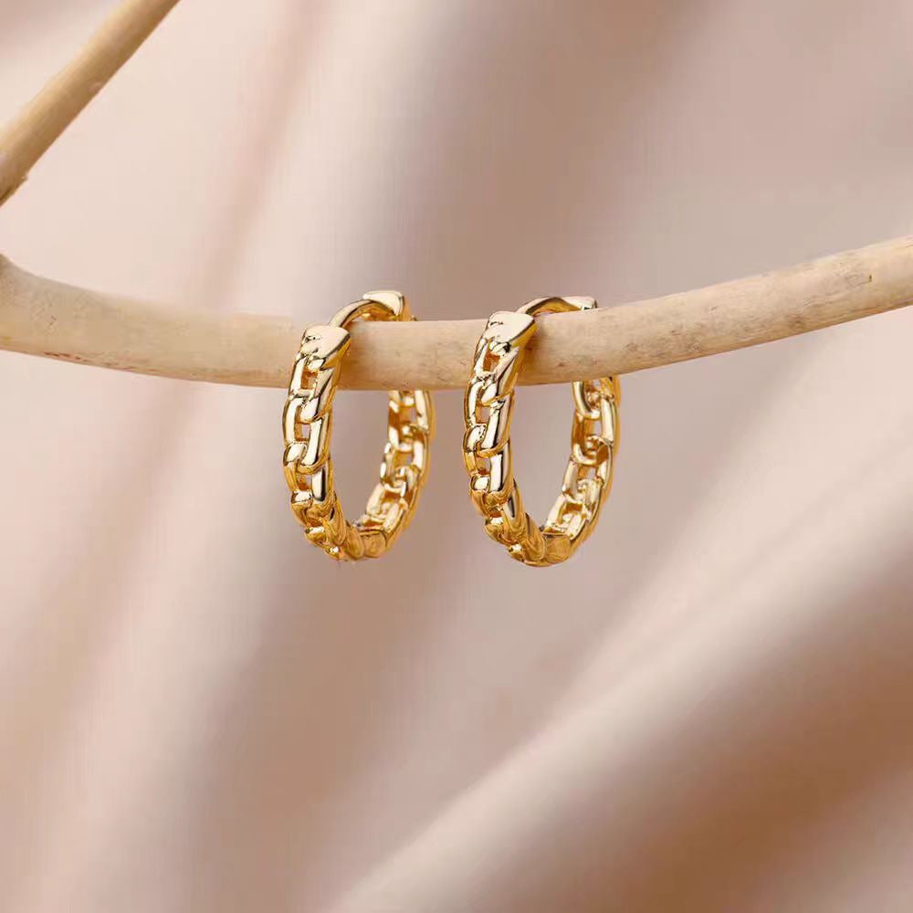 "French Exquisite Elegant Square Pleated Earrings – Geometric Sweet & Cool Style for Women"