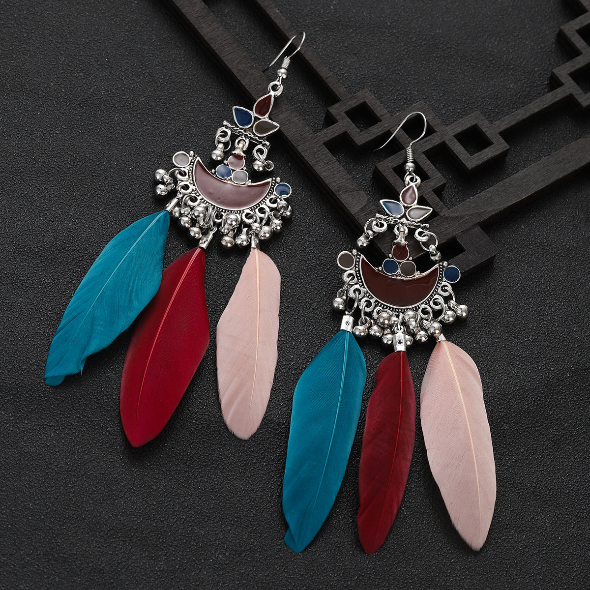 Hong Kong Style Antique Retro Ethnic Style Long Feather Bohemian Temperament Earrings