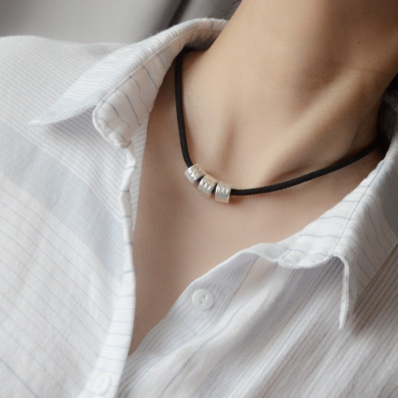 "S925 Silver Personality Clavicle Punk Feather Necklace – Stylish Statement Jewelry for Women"