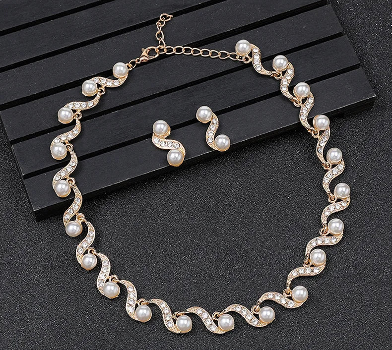 Elegant Pearl Necklace & Earrings Bridal Set – Timeless Wedding Jewelry