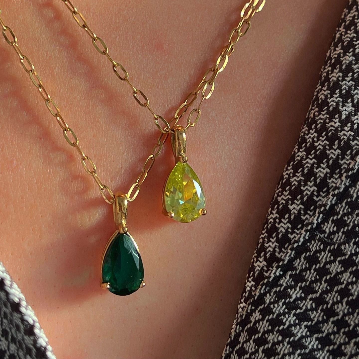 "Water Drop Teardrop Necklace – December Birthstone Jewelry Gift for Women"