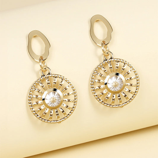 "Fashionable Simple Round Earrings – Timeless Elegance for Every Occasion"