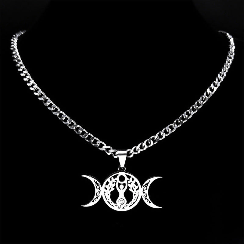 "Triple Moon Celtic Knot Pendant – Stylish Clavicle Necklace for Timeless Elegance"