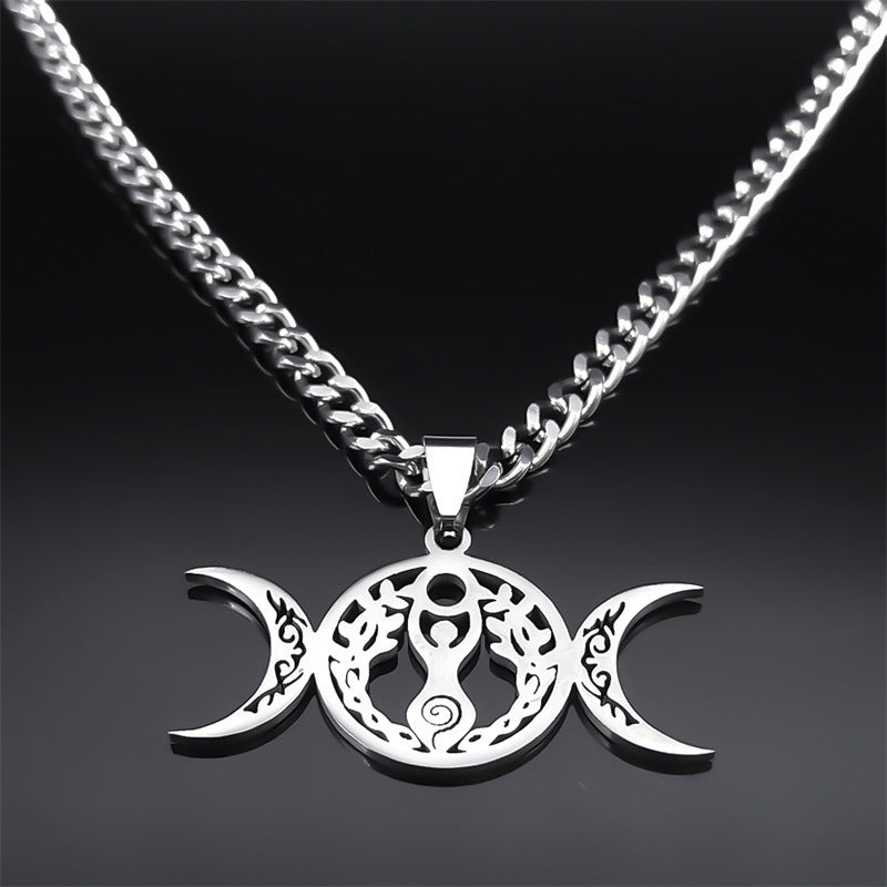 "Triple Moon Celtic Knot Pendant – Stylish Clavicle Necklace for Timeless Elegance"