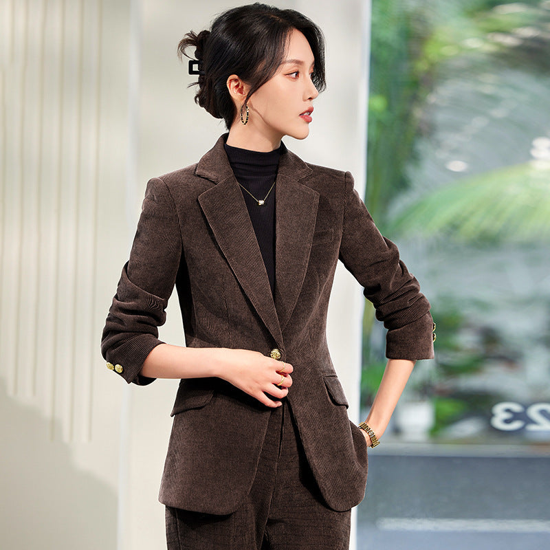 "Strong Aura Women's Business Suit – Power and Sophistication for the Modern Professional"