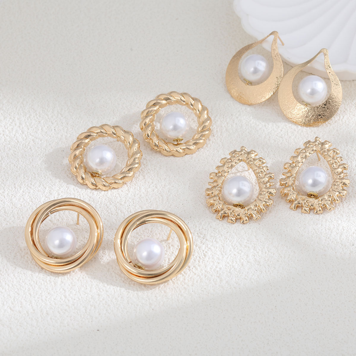 "Exaggerated Large Pearl Earrings – Bold and Unique Statement Jewelry for Women’s Fashion"