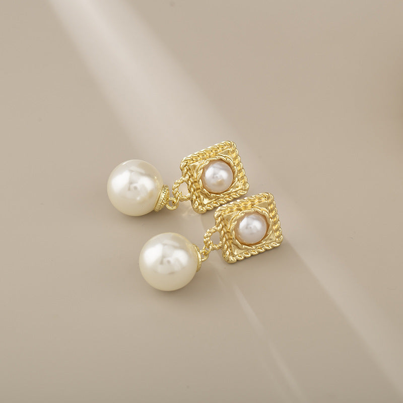 Daily Commute Geometric Pearl Eardrops Earrings High-grade Temperament Mosquito Coil Ear Clip