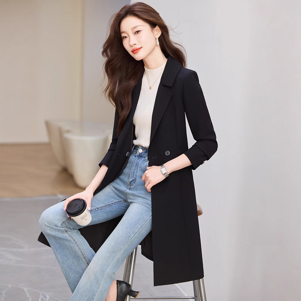 "Black Suit Trench Coat for Women – Sophisticated Autumn Outerwear"