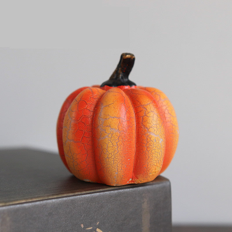 "Halloween LED Pumpkin Lantern – Realistic Resin Candle Lamp for Festive Decor"