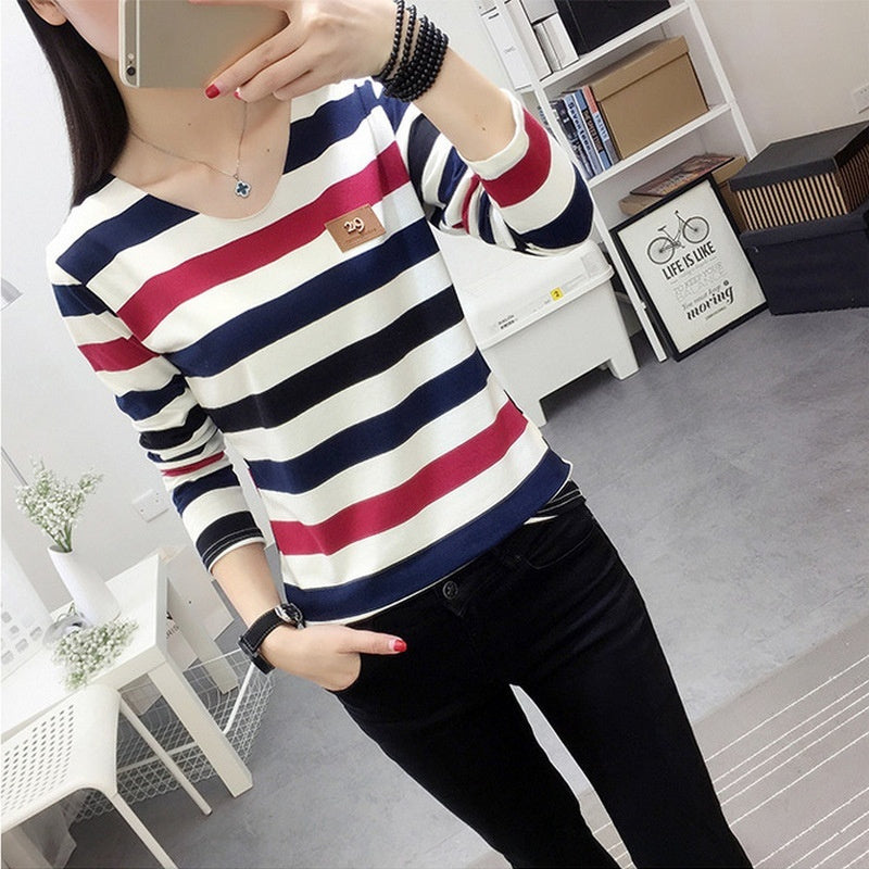 "Korean Spring and Autumn T-Shirt: Women's Fashionable Casual Top"